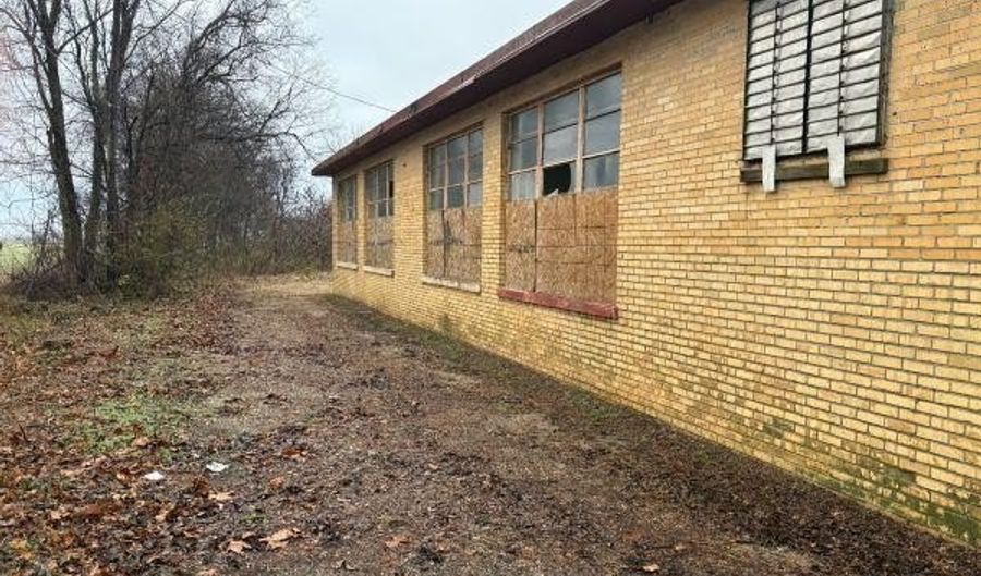 206 N Douglas St, Arbyrd, MO 63821 - 0 Beds, 0 Bath