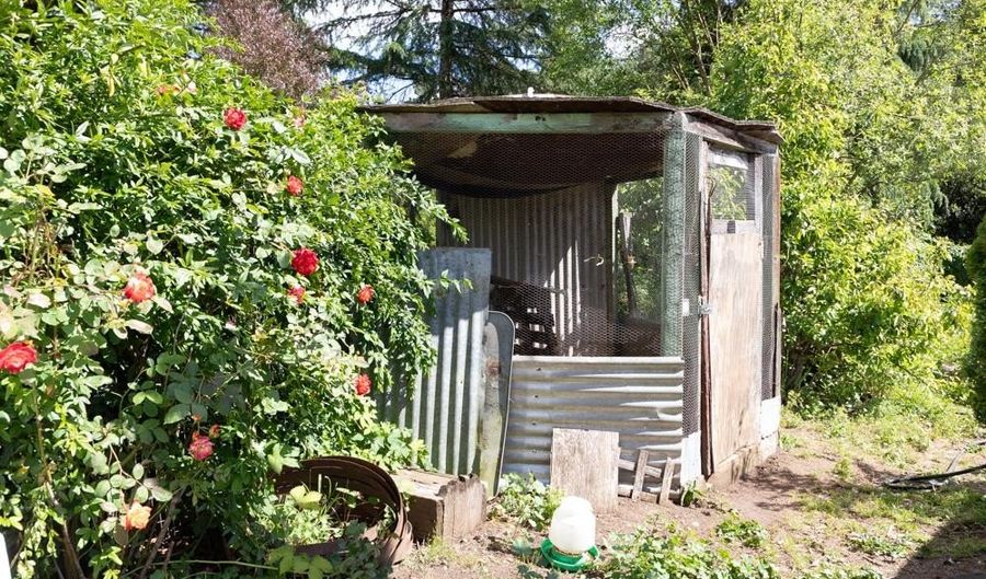 6060 Freedom Blvd, Aptos, CA 95003 - 5 Beds, 3 Bath