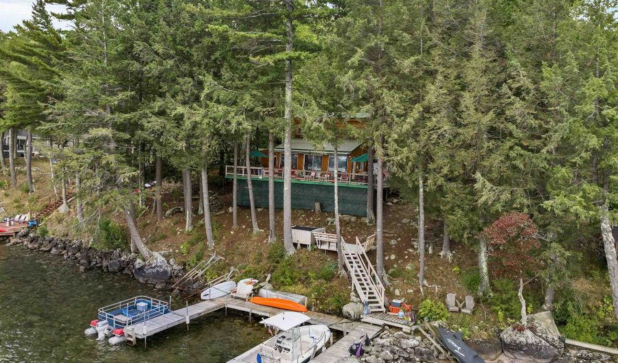 972 Rattlesnake Is, Alton, NH 03810 - 4 Beds, 2 Bath