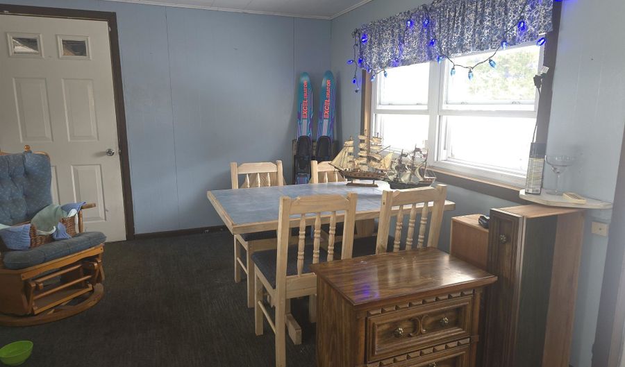 527 Willard St, Berlin, NH 03570 - 3 Beds, 2 Bath