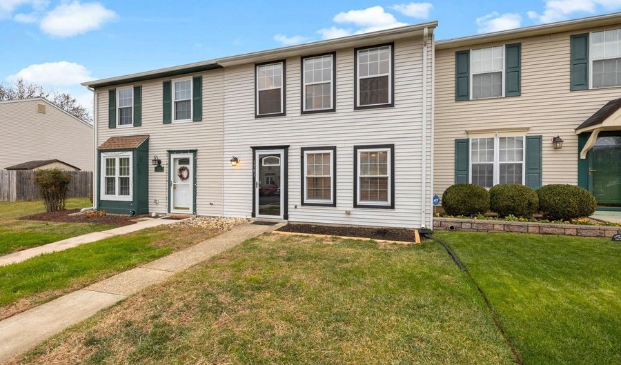 1581 LODGE POLE Ct, Annapolis, MD 21409 - 2 Beds, 2 Bath