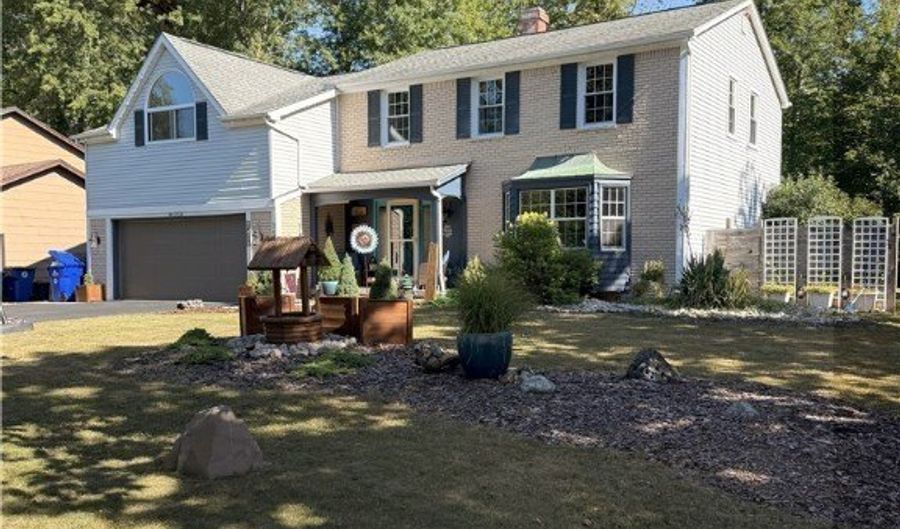 258 Misty Ln, Amherst, NY 14051 - 4 Beds, 3 Bath