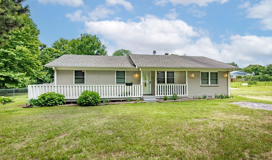 391 Stoney Point Church, Beebe, AR 72012 - 4 Beds, 2 Bath