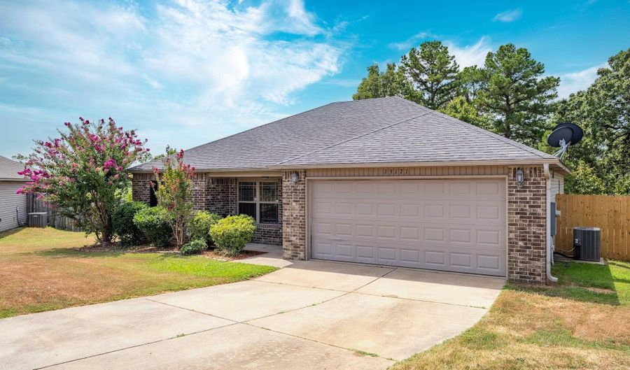 15171 PEAK Loop, Alexander, AR 72002 - 3 Beds, 2 Bath