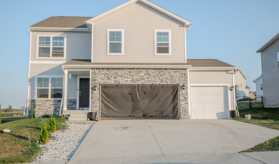 1731 Southbridge Dr, Adel, IA 50003 - 5 Beds, 4 Bath