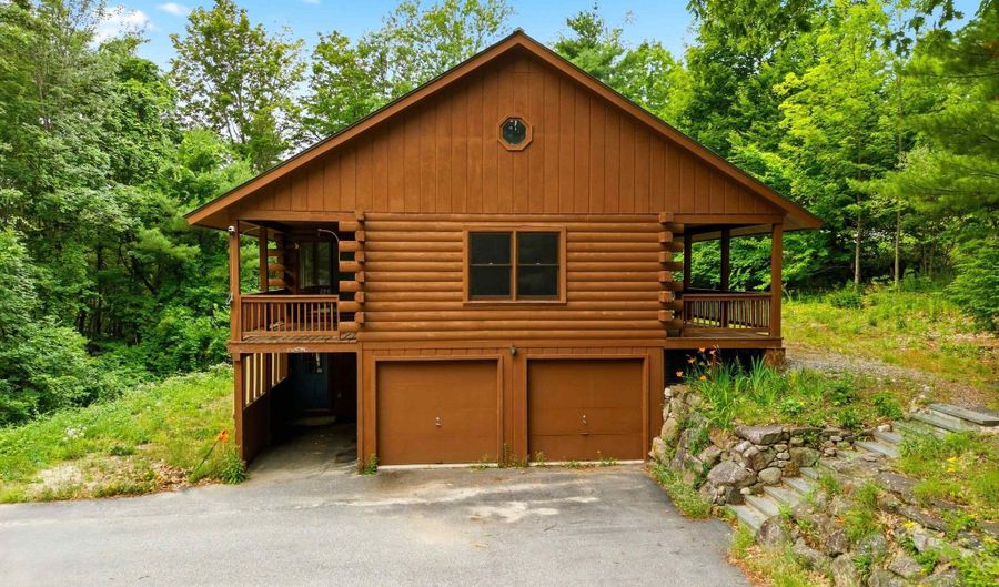 18 Ring Hill Rd, Bradford, NH 03221 - 3 Beds, 2 Bath