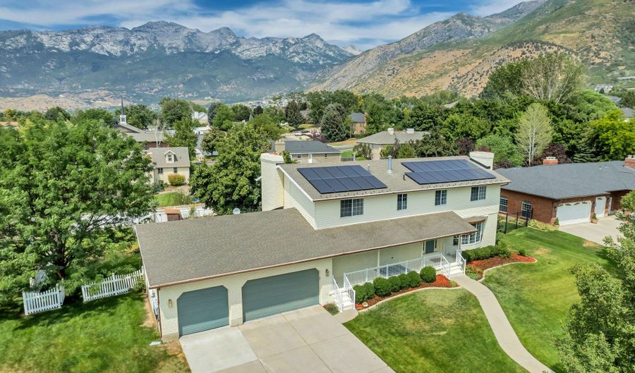 1063 E ALPINE, Alpine, UT 84004 - 6 Beds, 4 Bath