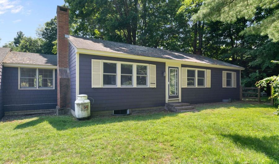 138 Wantastiquet Dr, Brattleboro, VT 05301 - 3 Beds, 2 Bath