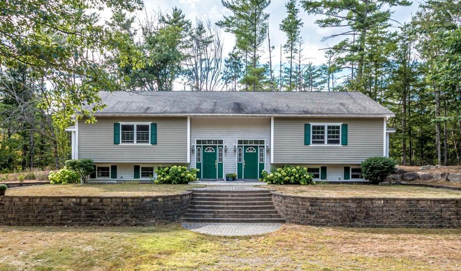 17 The Meadows Rd, Bartlett, NH 03838 - 4 Beds, 4 Bath