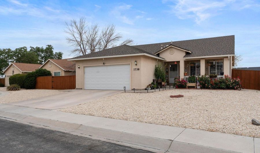 1738 Art Ct, Fernley, NV 89408 - 3 Beds, 2 Bath