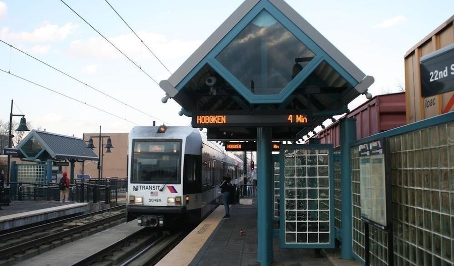 190 W 24TH St, Bayonne, NJ 07002 - 3 Beds, 1 Bath