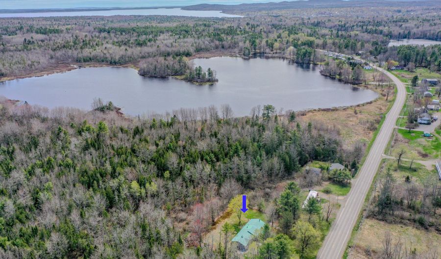 235 Swan Lake Ave, Belfast, ME 04915 - 2 Beds, 1 Bath