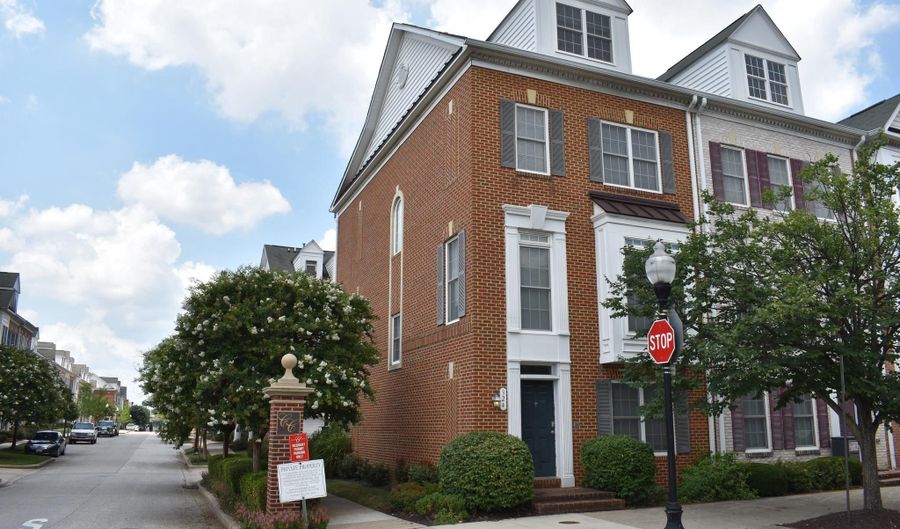 324 SCOTT St, Baltimore, MD 21230 - 4 Beds, 3 Bath