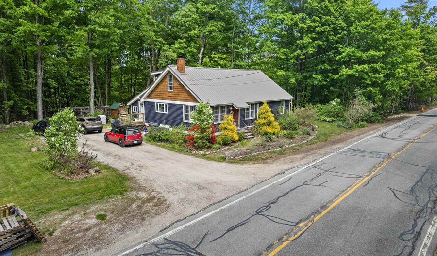164 Stagecoach Rd, Barrington, NH 03825 - 3 Beds, 3 Bath