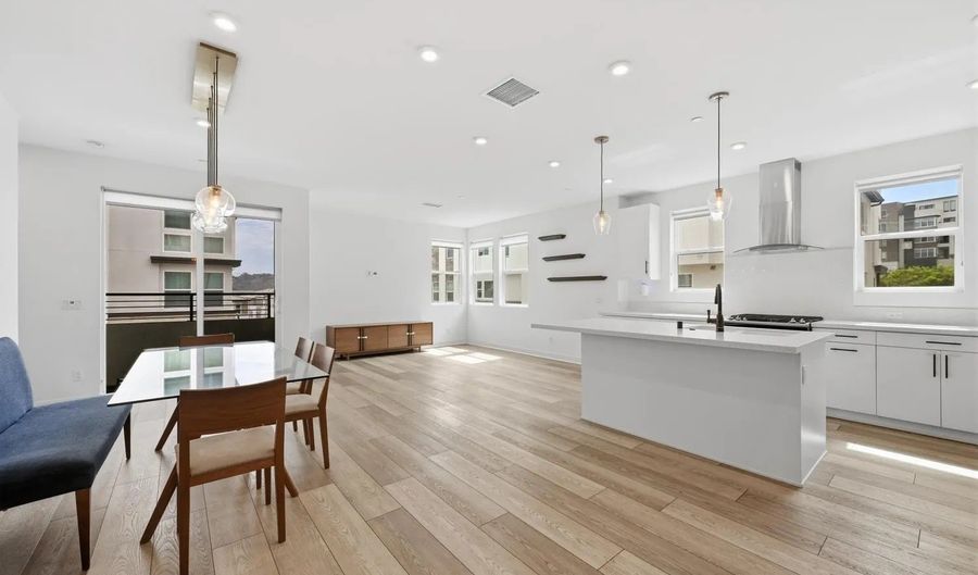2702 Via Avella, San Diego, CA 92108 - 3 Beds, 3 Bath