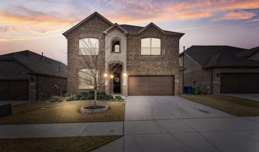 14829 Star Creek Dr, Aledo, TX 76008 - 4 Beds, 4 Bath