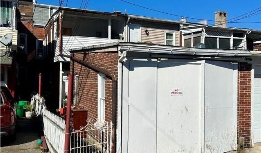 1416 Chew St, Allentown, PA 18102 - 4 Beds, 2 Bath