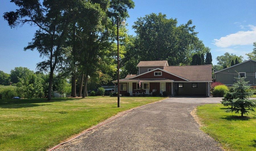 26428 W Prospect Ave, Antioch, IL 60002 - 2 Beds, 1 Bath
