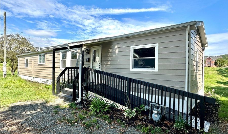 27 Cleveland St, Addison, NY 14801 - 3 Beds, 2 Bath