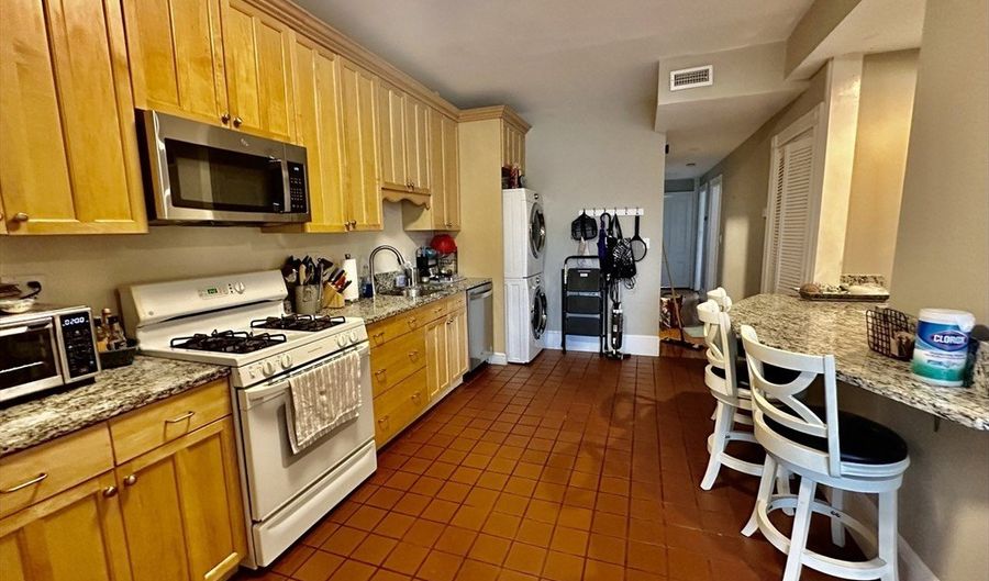 5 Sachem St 2, Boston, MA 02120 - 4 Beds, 1 Bath