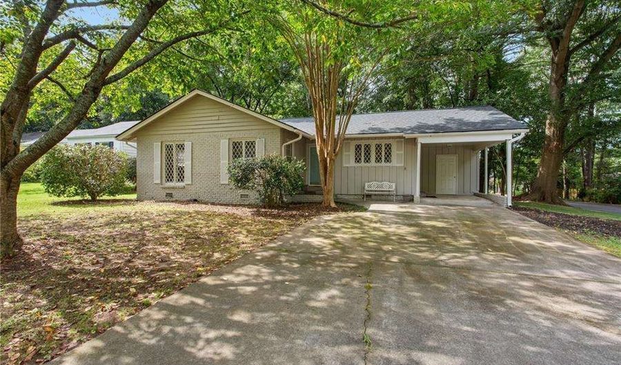 851 Cardova Dr NE, Atlanta, GA 30324 - 3 Beds, 2 Bath