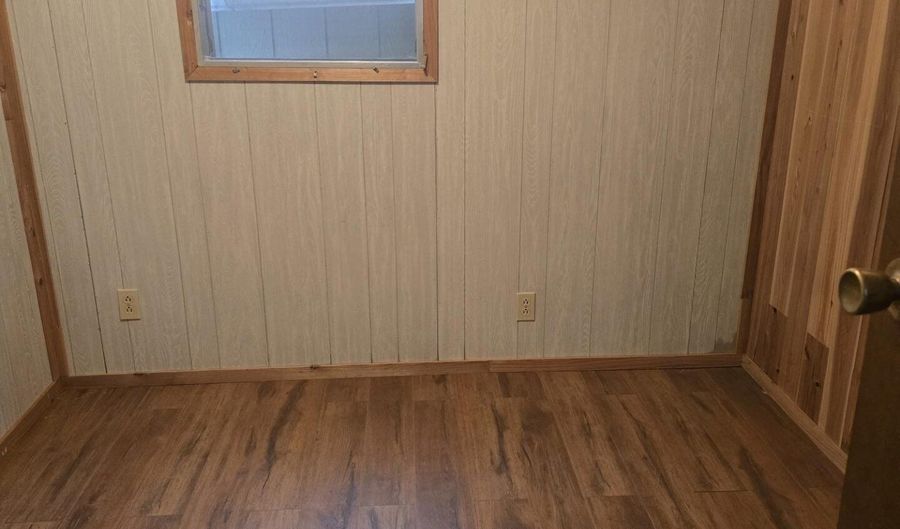 1123 Cottonwood Dr, Altoona, PA 16601 - 2 Beds, 1 Bath