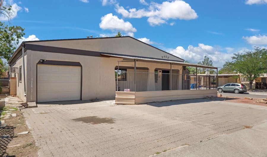 8402 INDIAN SCHOOL Rd NE, Albuquerque, NM 87110 - 4 Beds, 2 Bath