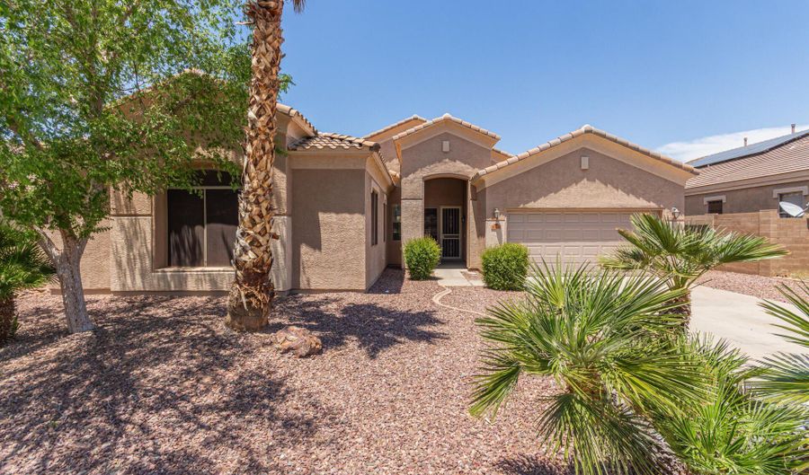 4978 E KARSTEN Dr, Chandler, AZ 85249 - 4 Beds, 3 Bath