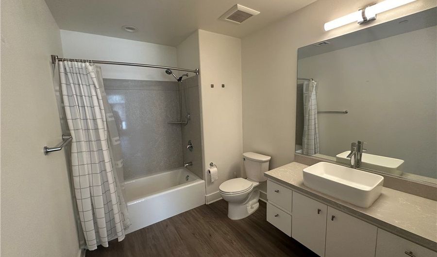 56 E Duarte Rd 308, Arcadia, CA 91006 - 2 Beds, 3 Bath
