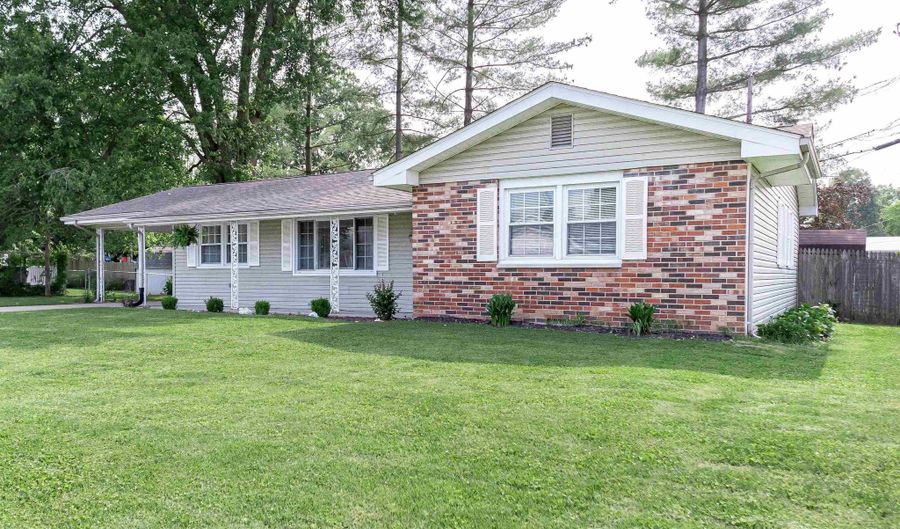 1807 Linwood Dr, Bedford, IN 47421 - 3 Beds, 2 Bath