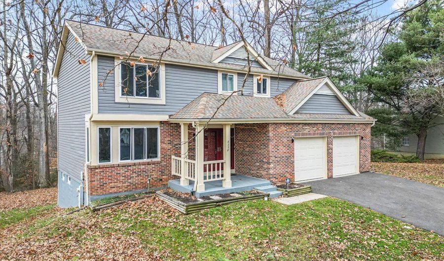 8228 TRIPLE CROWN Rd, Bowie, MD 20715 - 5 Beds, 4 Bath