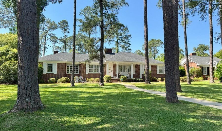 906 Sixth Ave, Albany, GA 31701 - 3 Beds, 3 Bath