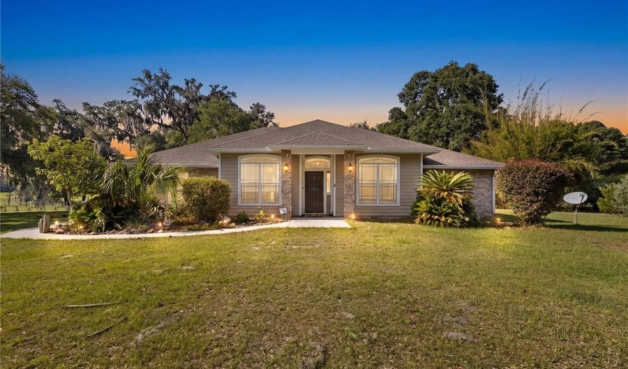 19328 SW 58TH Pl, Archer, FL 32618 - 3 Beds, 2 Bath