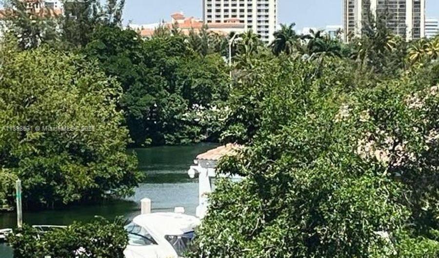 3530 Mystic Pointe Dr 408, Aventura, FL 33180 - 2 Beds, 2 Bath