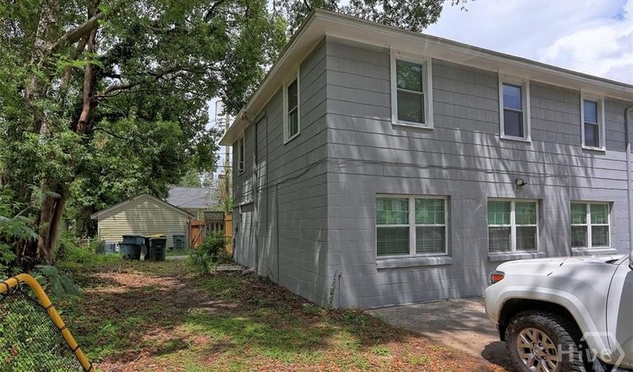 1408 E 51st St, Savannah, GA 31404 - 4 Beds, 2 Bath