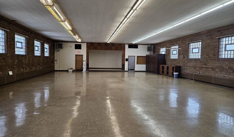 421 S Lincoln St, Aberdeen, SD 57401 - 0 Beds, 0 Bath