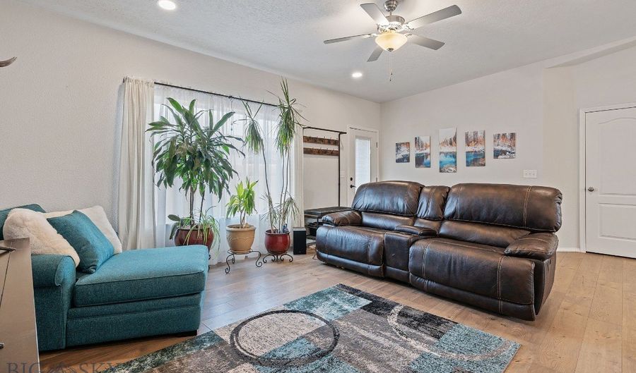 603 Meadow Cir, Belgrade, MT 59714 - 3 Beds, 2 Bath