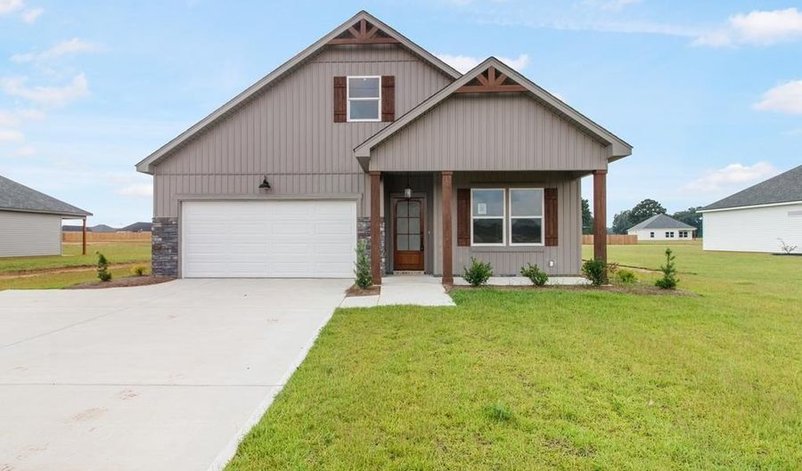 68 Woodham Rd, Ashford, AL 36312 - 4 Beds, 2 Bath