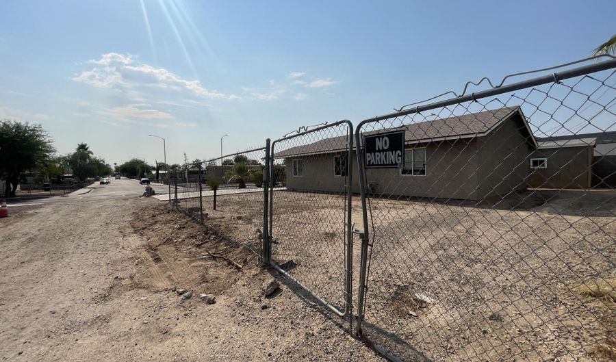 1209 S CENTRAL Ave, Avondale, AZ 85323 - 3 Beds, 1 Bath