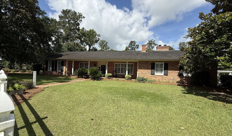 103 Bear Crk, Adel, GA 31620 - 3 Beds, 3 Bath