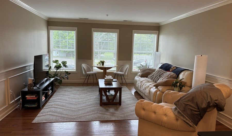 67 W Main St 122, Clinton, CT 06413 - 1 Beds, 1 Bath