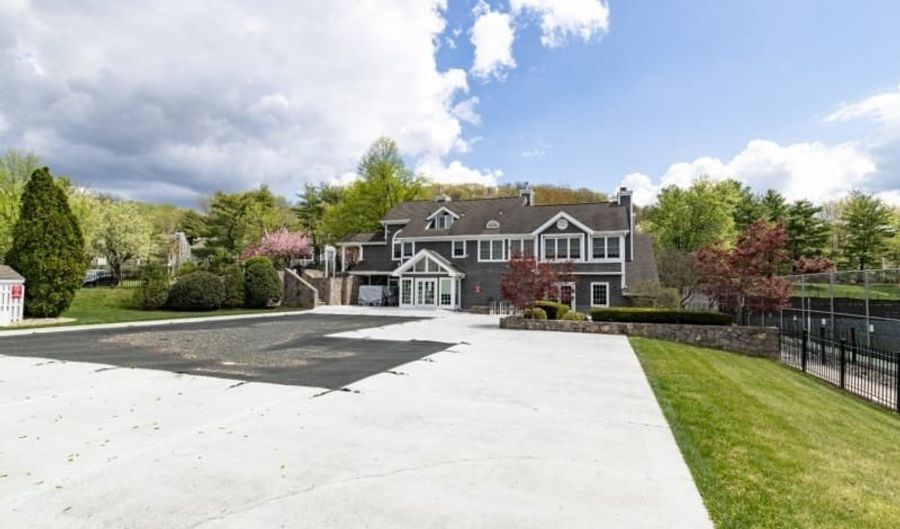 10 Crestmont Rd, Bedminster, NJ 07921 - 1 Beds, 1 Bath