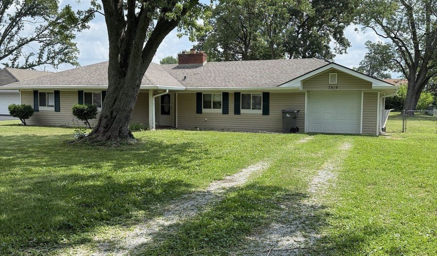 7819 S Oak Dr, Indianapolis, IN 46227 - 3 Beds, 2 Bath