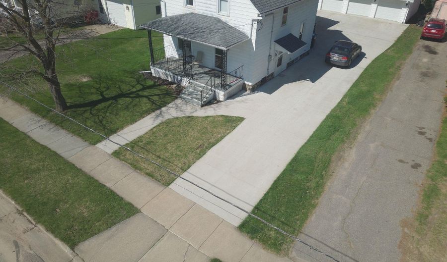 914 FULTON St, Antigo, WI 54409 - 4 Beds, 2 Bath