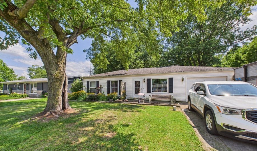 311 Hawthorne Ave, Anderson, IN 46011 - 4 Beds, 2 Bath