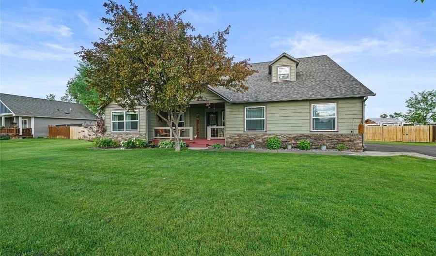 325 Mactavish Ln, Belgrade, MT 59714 - 4 Beds, 3 Bath