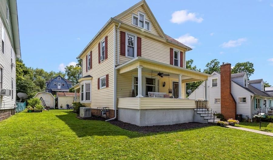 121 Banning Ave, Ashland, OH 44805 - 3 Beds, 2 Bath