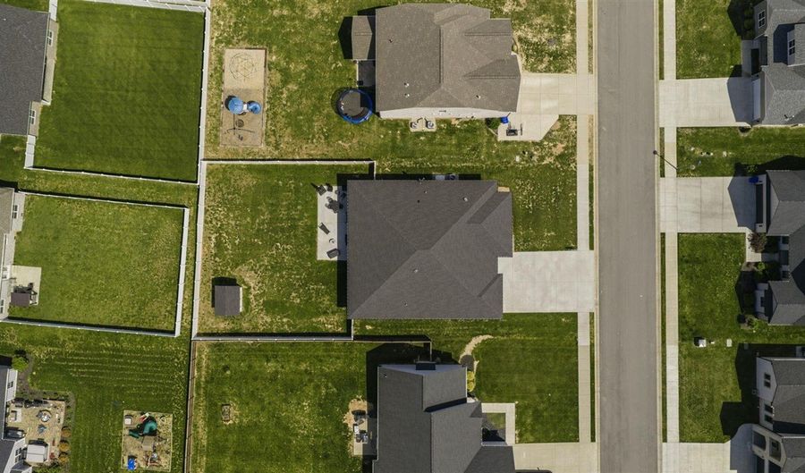 7158 Hilliard Cir, Alvaton, KY 42122 - 3 Beds, 2 Bath