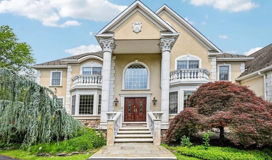 434 MEETINGHOUSE Rd, Ambler, PA 19002 - 4 Beds, 5 Bath