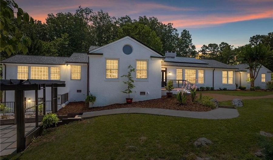 1535 Westmont Dr, Asheboro, NC 27205 - 4 Beds, 4 Bath
